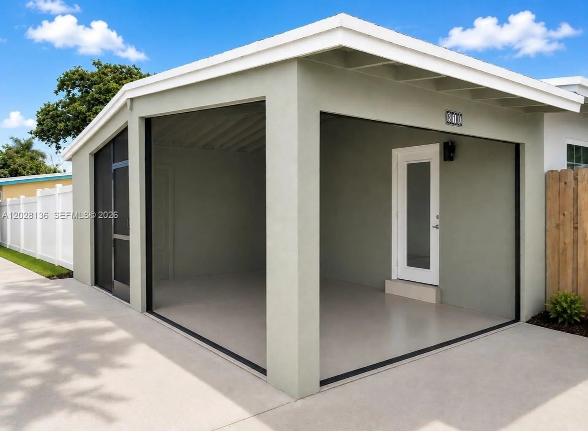 810 NE 3rd Avenue Pompano Beach FL 33060