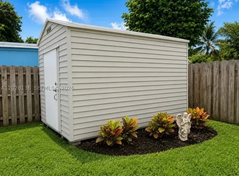 810 NE 3rd Avenue Pompano Beach FL 33060
