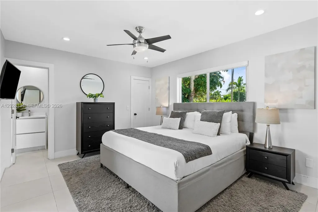 1329 Funston Hollywood FL 33019