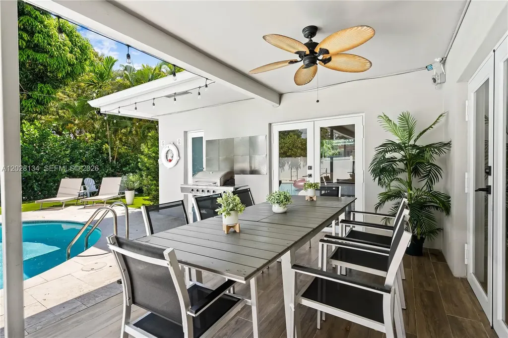 1329 Funston Hollywood FL 33019