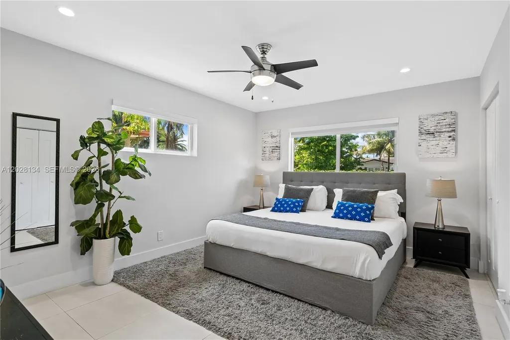1329 Funston Hollywood FL 33019