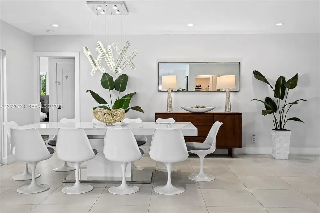 1329 Funston Hollywood FL 33019