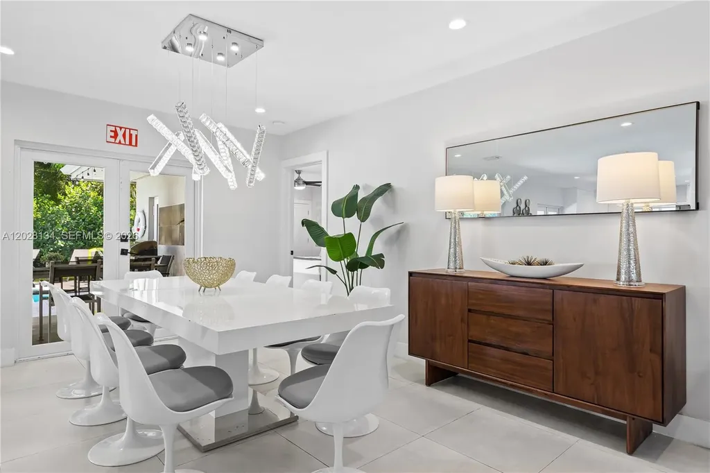 1329 Funston Hollywood FL 33019