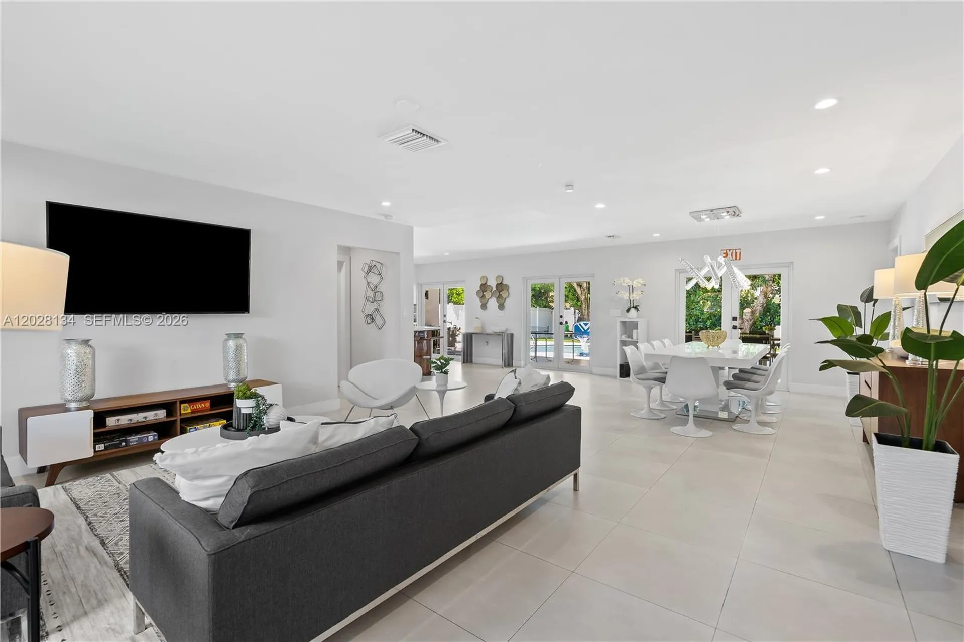 1329 Funston Hollywood FL 33019