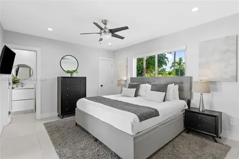 1329 Funston Hollywood FL 33019