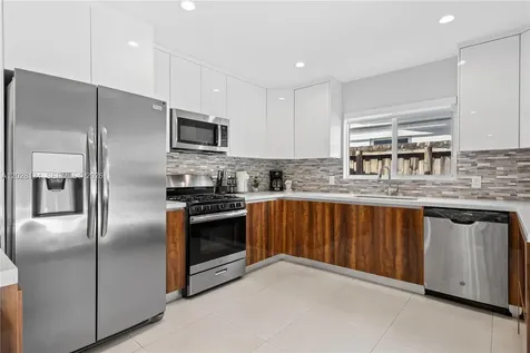 1329 Funston Hollywood FL 33019