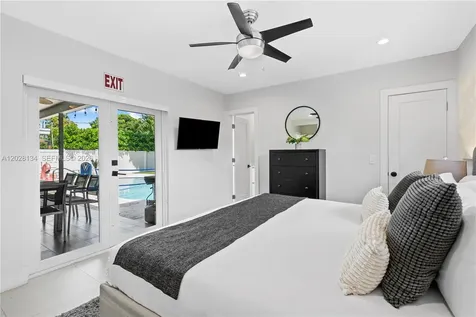 1329 Funston Hollywood FL 33019