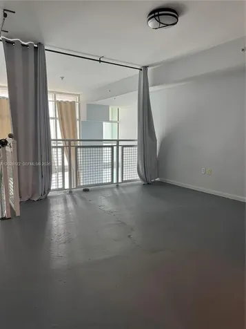 253 NE 2nd Street Miami FL 33132