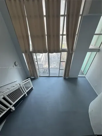 253 NE 2nd Street Miami FL 33132