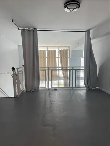 253 NE 2nd Street Miami FL 33132