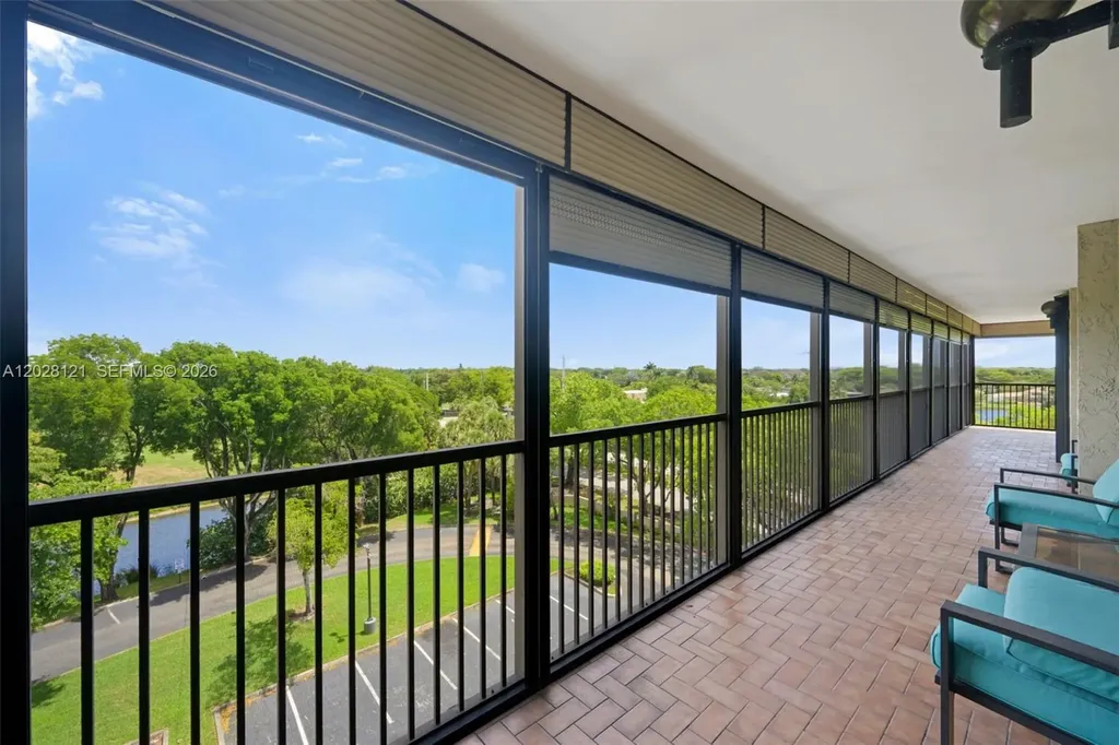 2804 N 46th Avenue Hollywood FL 33021