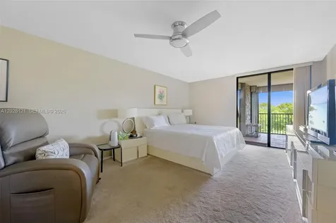 2804 N 46th Avenue Hollywood FL 33021