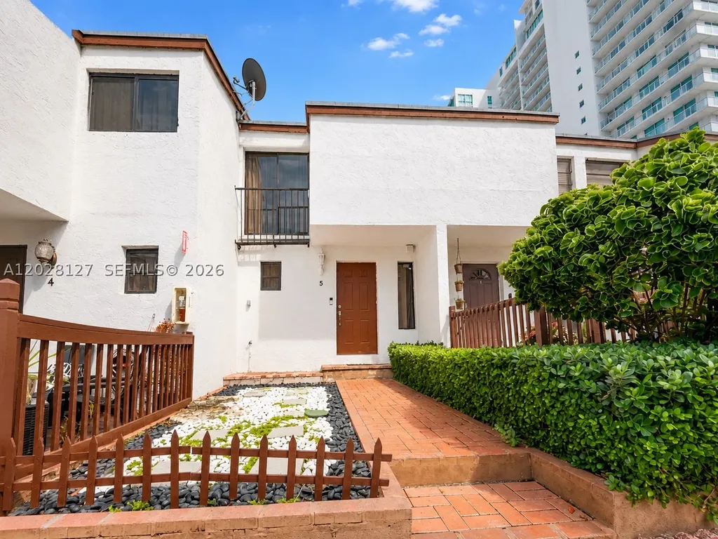 1901 NW S River Drive Miami FL 33125