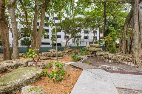 1901 NW S River Drive Miami FL 33125