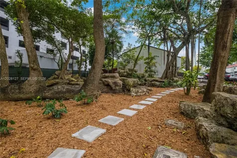 1901 NW S River Drive Miami FL 33125