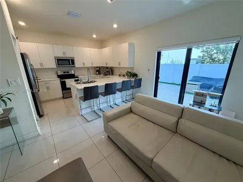 11445 W 33rd Lane Hialeah FL 33018