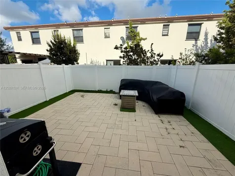 11445 W 33rd Lane Hialeah FL 33018