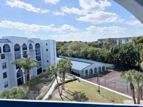 9460 Fontainebleau Boulevard Miami FL 33172