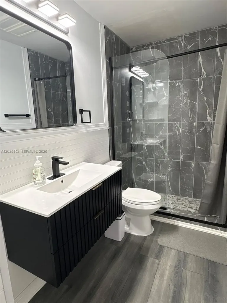 1520 Mckinley Street Hollywood FL 33020