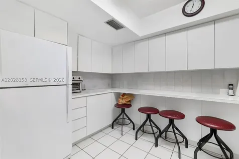 790 W 73rd Place Hialeah FL 33014