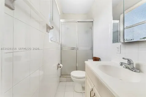 790 W 73rd Place Hialeah FL 33014