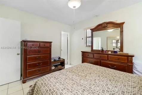 790 W 73rd Place Hialeah FL 33014