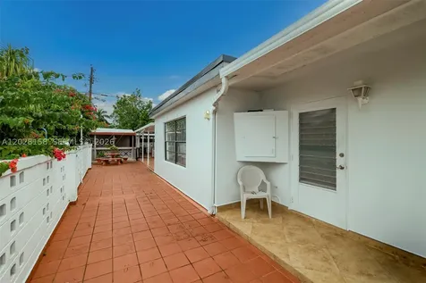 790 W 73rd Place Hialeah FL 33014