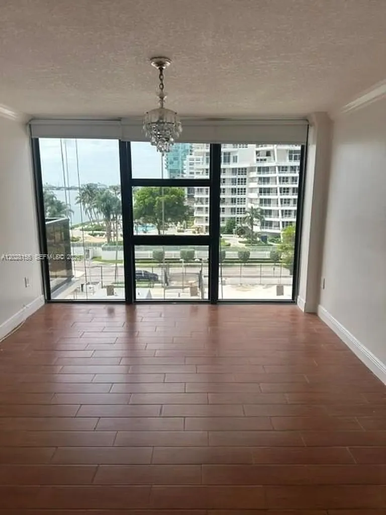 600 NE 36th Street Miami FL 33137