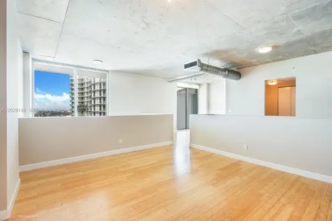 690 SW 1st Court Miami FL 33130