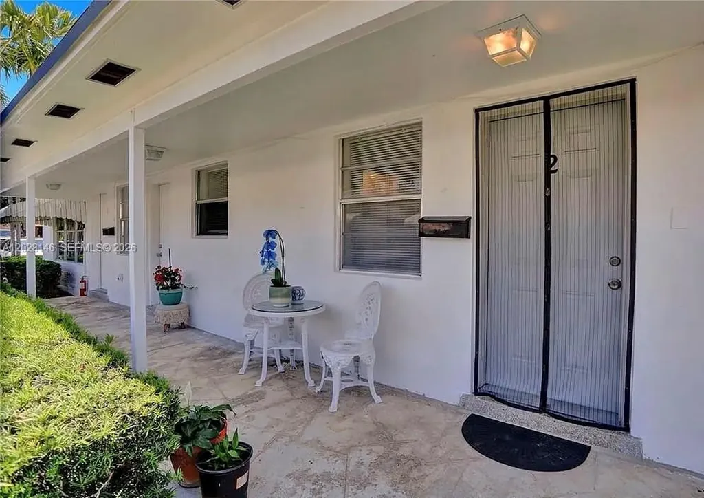 2627 Lincoln Street Hollywood FL 33020