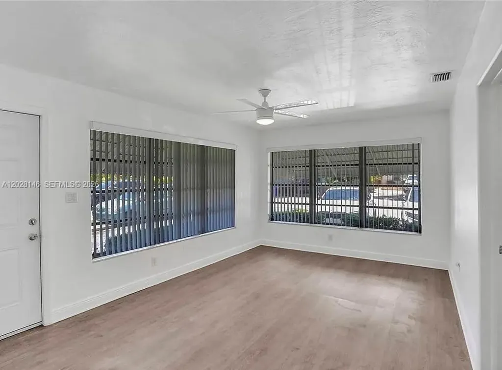 2627 Lincoln Street Hollywood FL 33020