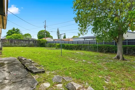 17432 NW 48th Court Miami Gardens FL 33055