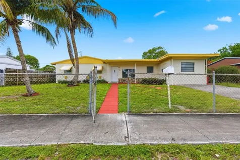 17432 NW 48th Court Miami Gardens FL 33055