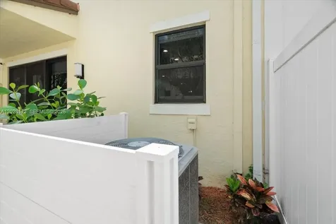 20975 NW 1st Court Pembroke Pines FL 33029
