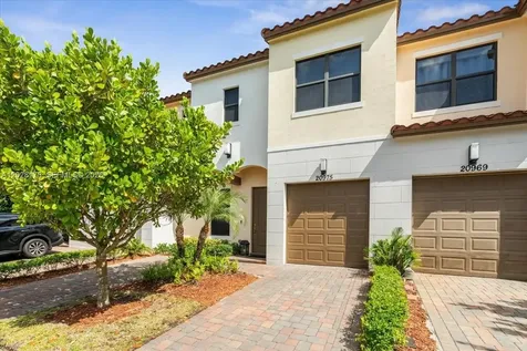 20975 NW 1st Court Pembroke Pines FL 33029