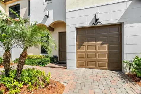 20975 NW 1st Court Pembroke Pines FL 33029