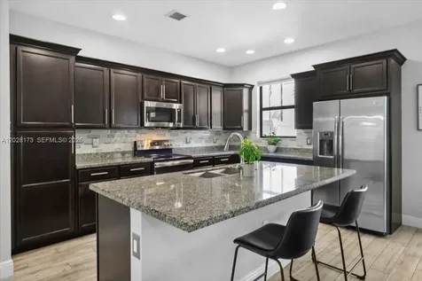 20975 NW 1st Court Pembroke Pines FL 33029
