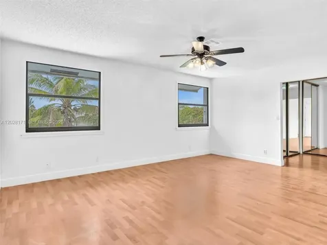 11980 S Aviary Drive Cooper City FL 33026