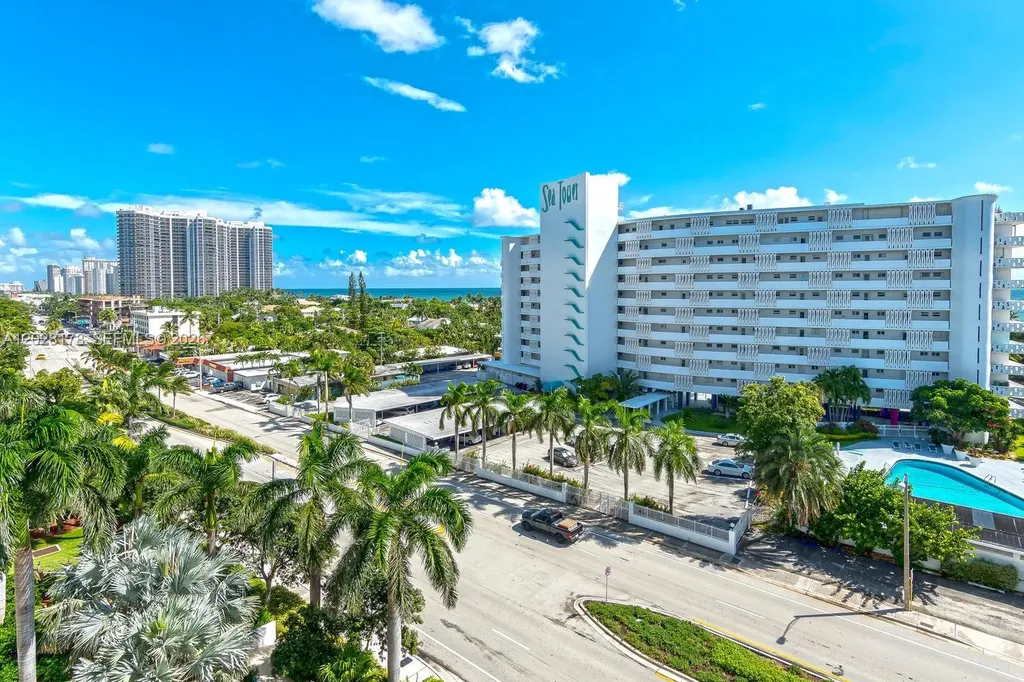 2821 N Ocean Boulevard Fort Lauderdale FL 33308