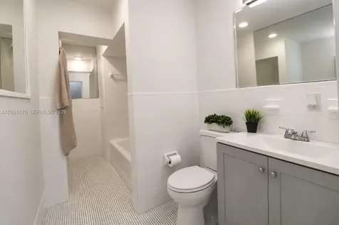 10730 SW 52nd Terrace Miami FL 33165