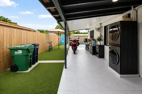 10730 SW 52nd Terrace Miami FL 33165