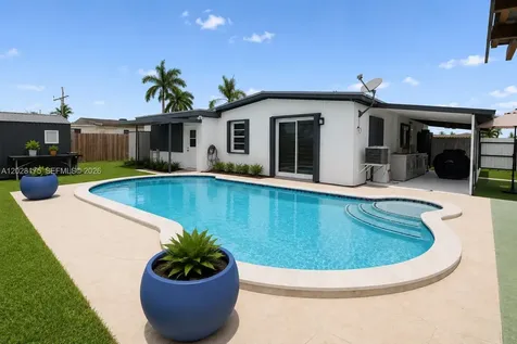 10730 SW 52nd Terrace Miami FL 33165