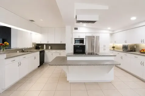 10730 SW 52nd Terrace Miami FL 33165