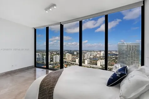 18555 Collins Avenue Sunny Isles Beach FL 33160