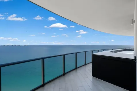18555 Collins Avenue Sunny Isles Beach FL 33160