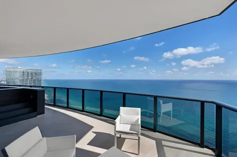 18555 Collins Avenue Sunny Isles Beach FL 33160