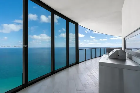 18555 Collins Avenue Sunny Isles Beach FL 33160