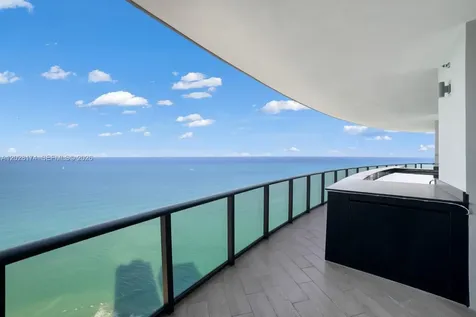 18555 Collins Avenue Sunny Isles Beach FL 33160