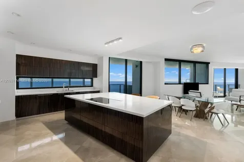 18555 Collins Avenue Sunny Isles Beach FL 33160
