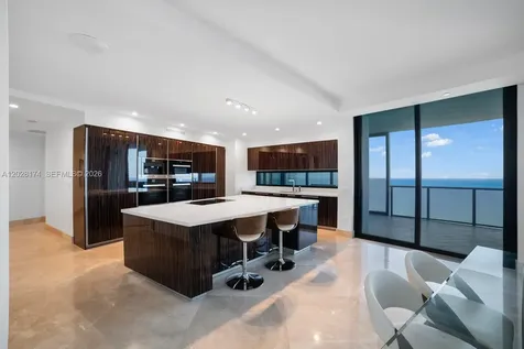 18555 Collins Avenue Sunny Isles Beach FL 33160